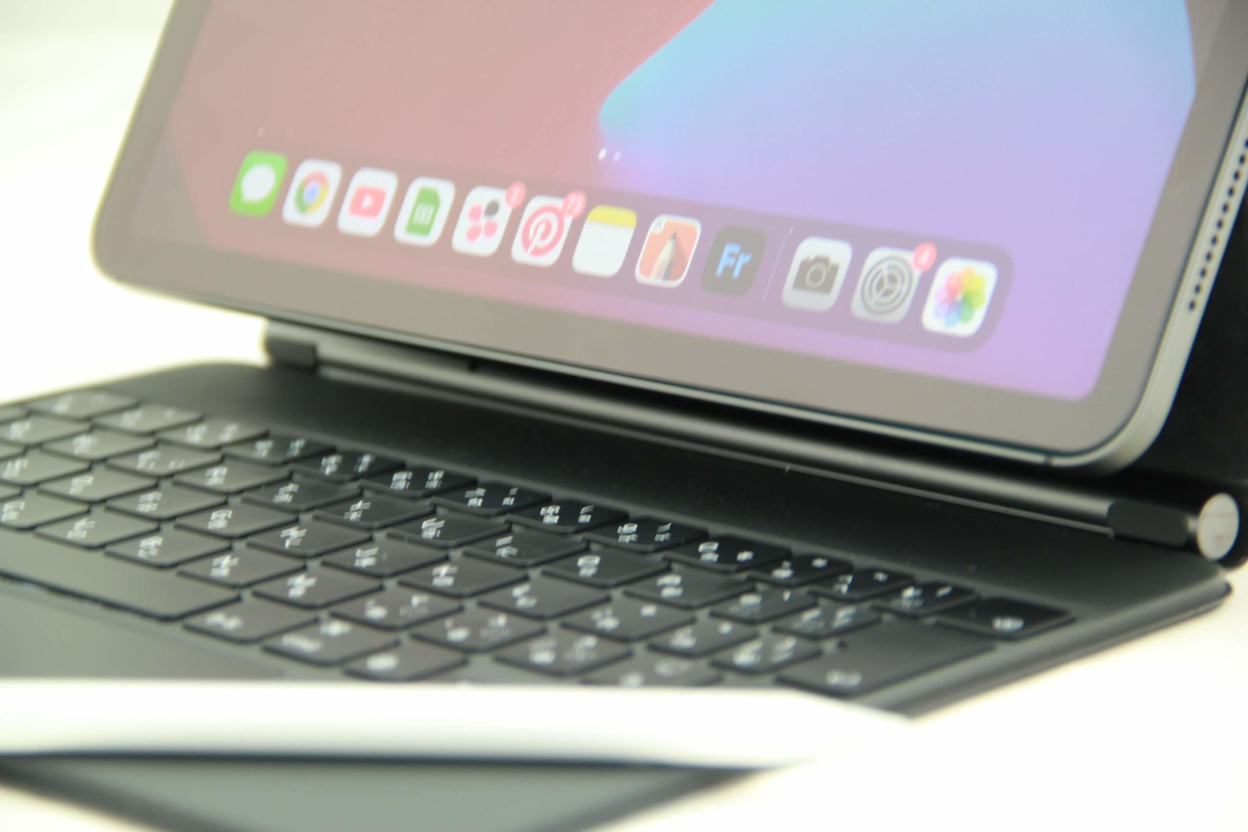 Magic Keyboard 新型iPad Pro対応