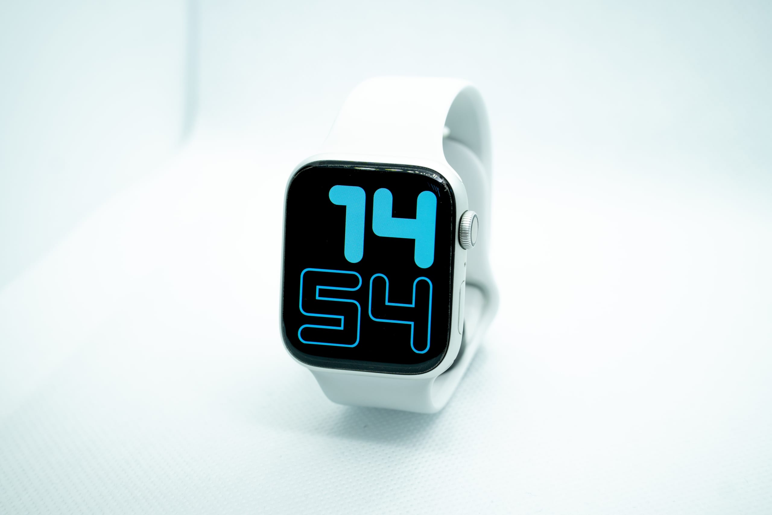 新型apple Watch Series 7の発売日はいつ 待つべき 価格 デザイン 新機能予想 Iphone格安sim通信